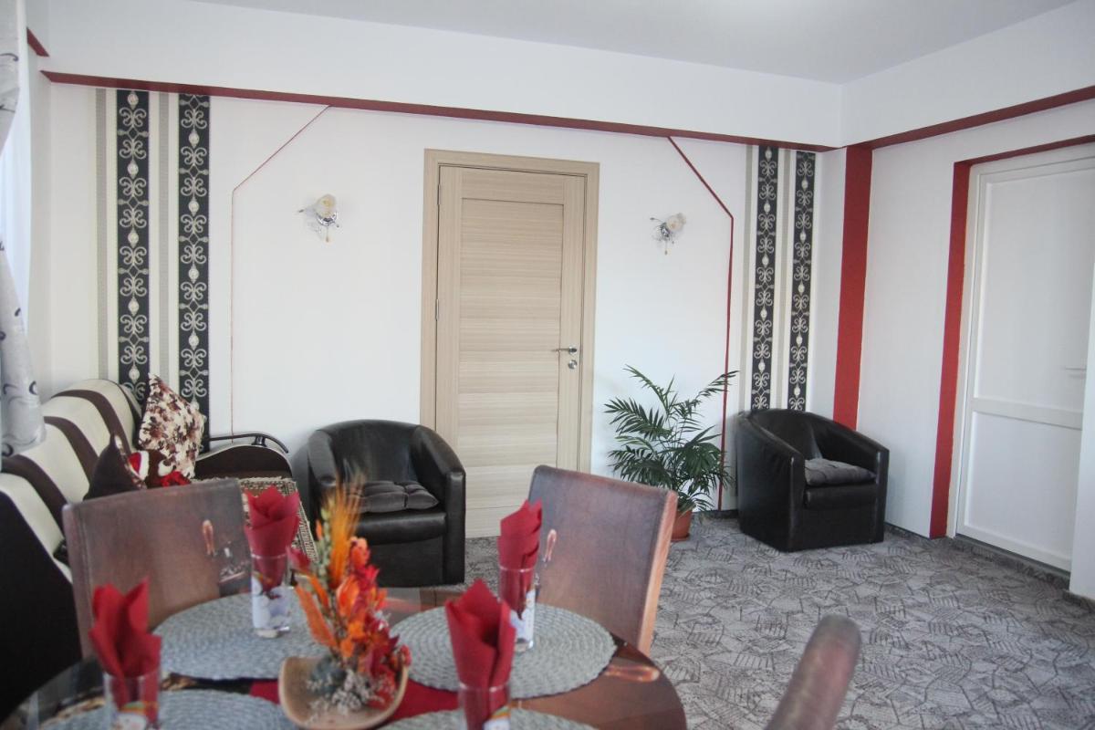 Suitetrails - Amazing House Cazare