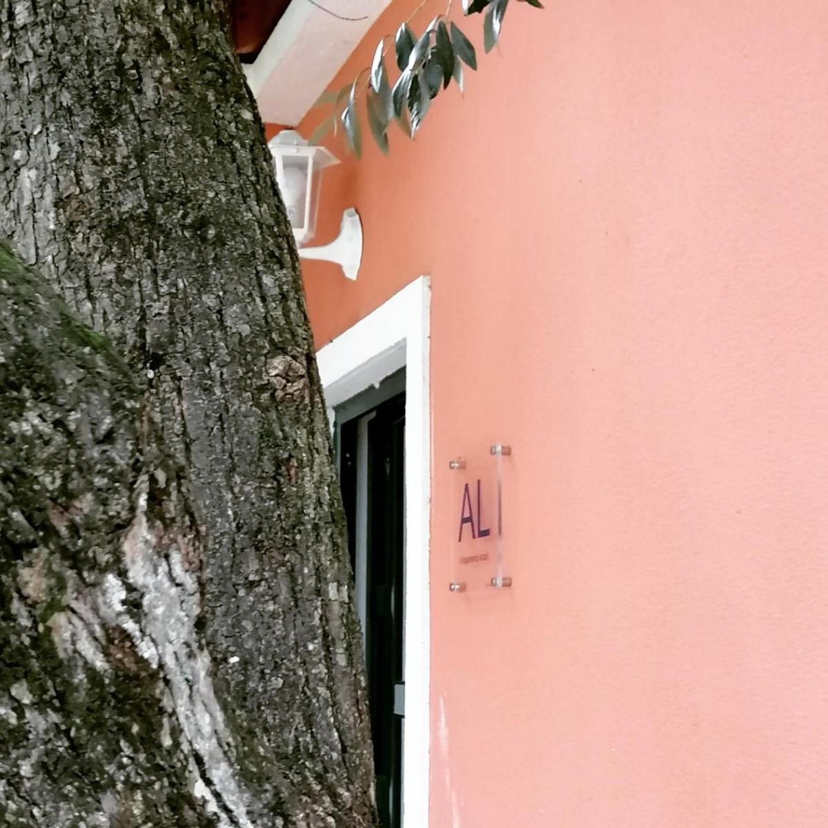 Casa das Laranjeiras e parque infantil - Housity