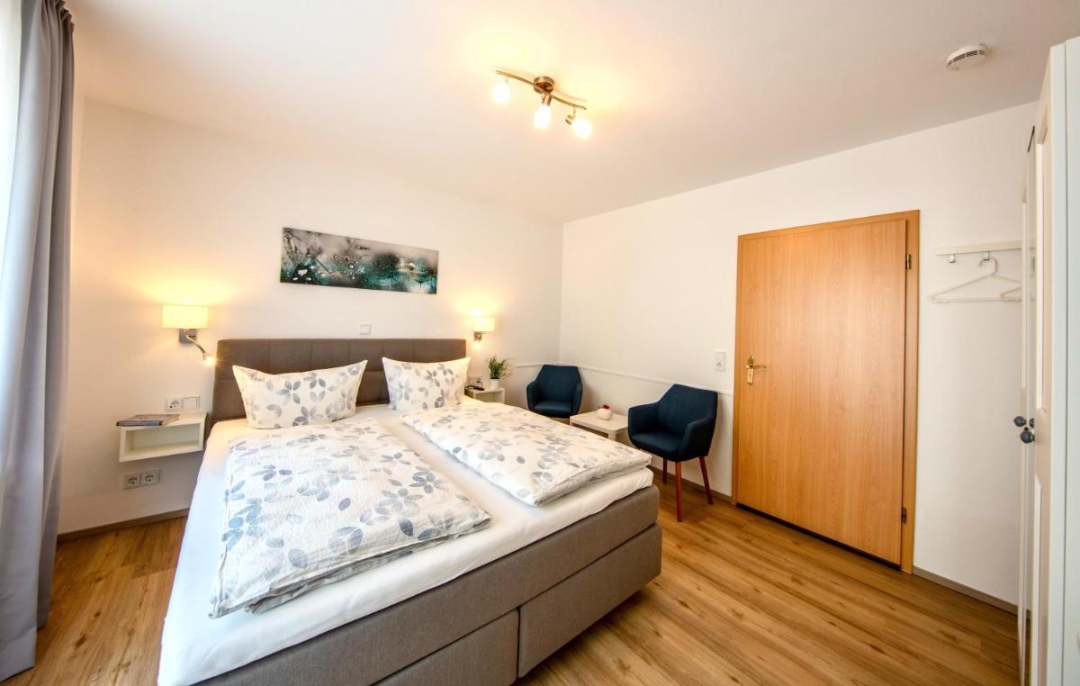 Ferienweingut Klaus Thiesen Gästezimmer und Apartments - Housity