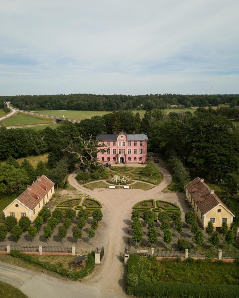 Hoby Kulle Herrgård B&B - Housity