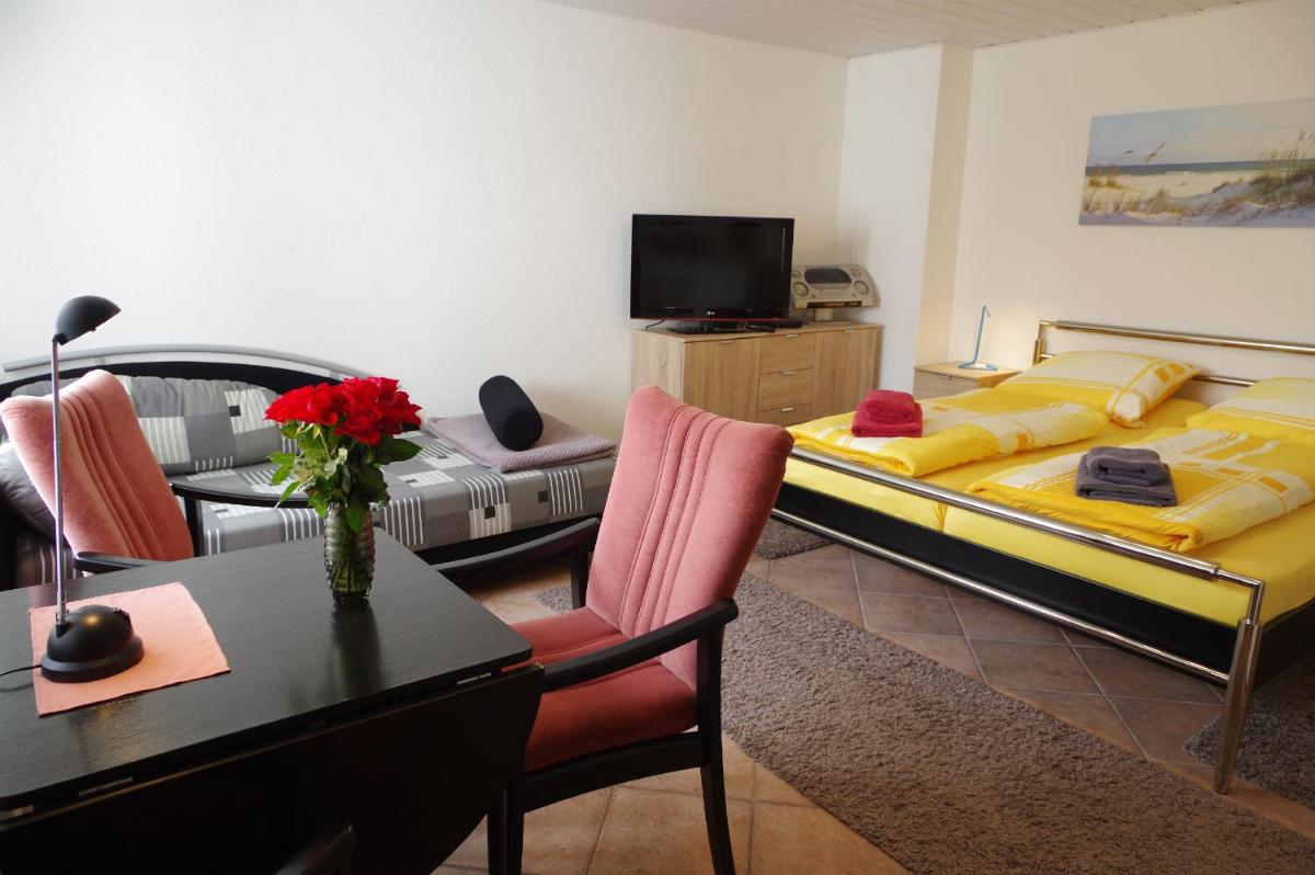 Gästehaus Gaens - Ferienzimmer - Housity