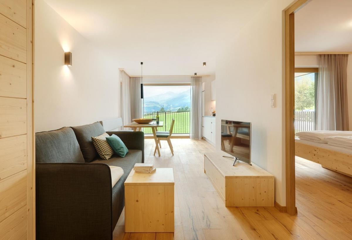 Ariala - Mountain Holiday Home - Housity