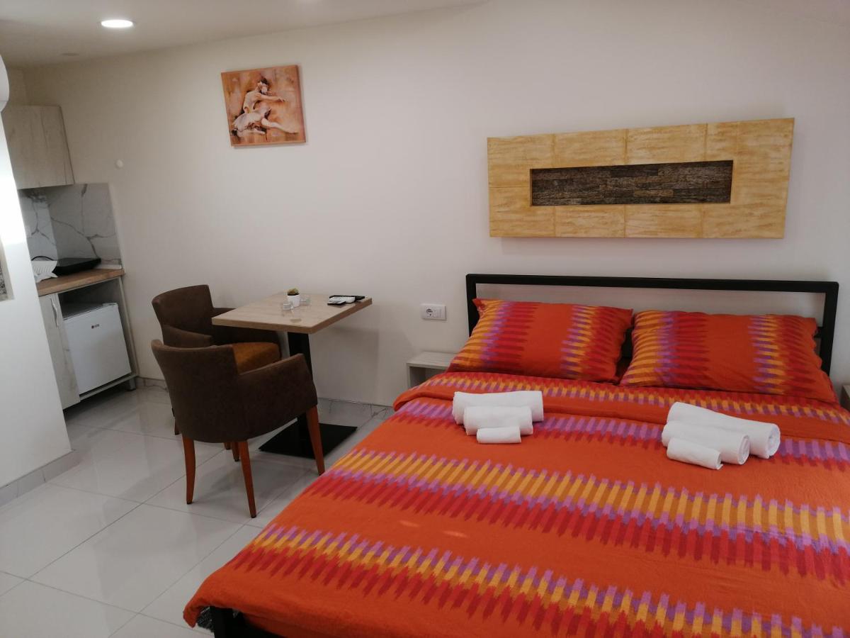 Vila Violeta - Housity