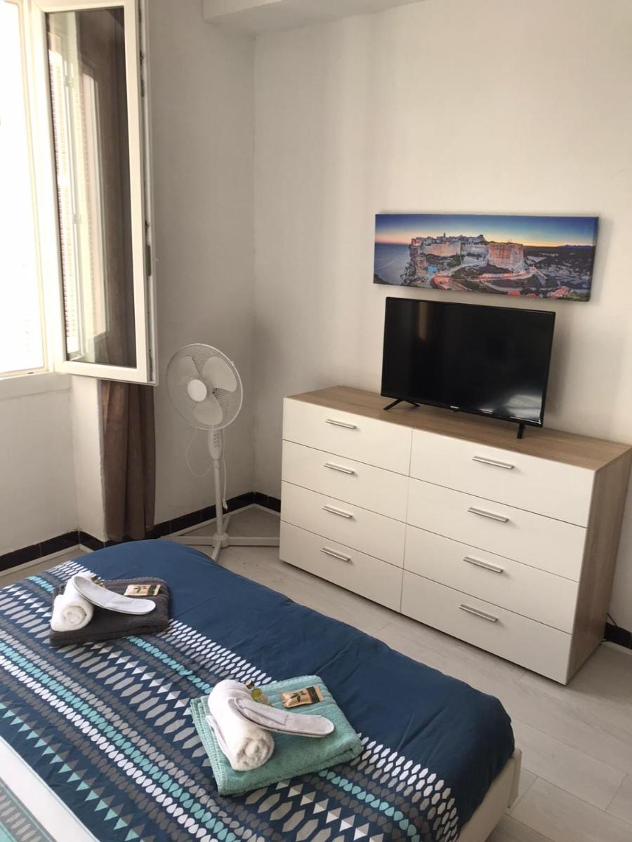 **** MER SEA 1 A 8 PERSONNES 80M2 A 120M DE LA MER **** - Housity
