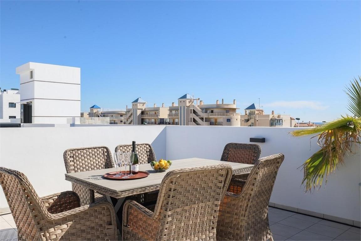 Luxury Appartement Alicante Los Arenales Del Sol, Near Beach, Large Solarium, Full Equipement - Housity