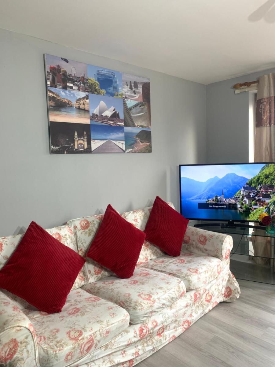 Edinburgh Constitution Apartments - Housity
