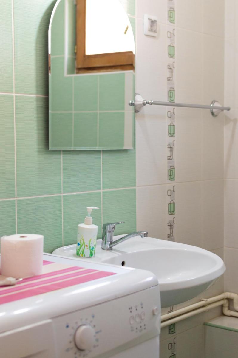 Poseidon Apartment - Housity