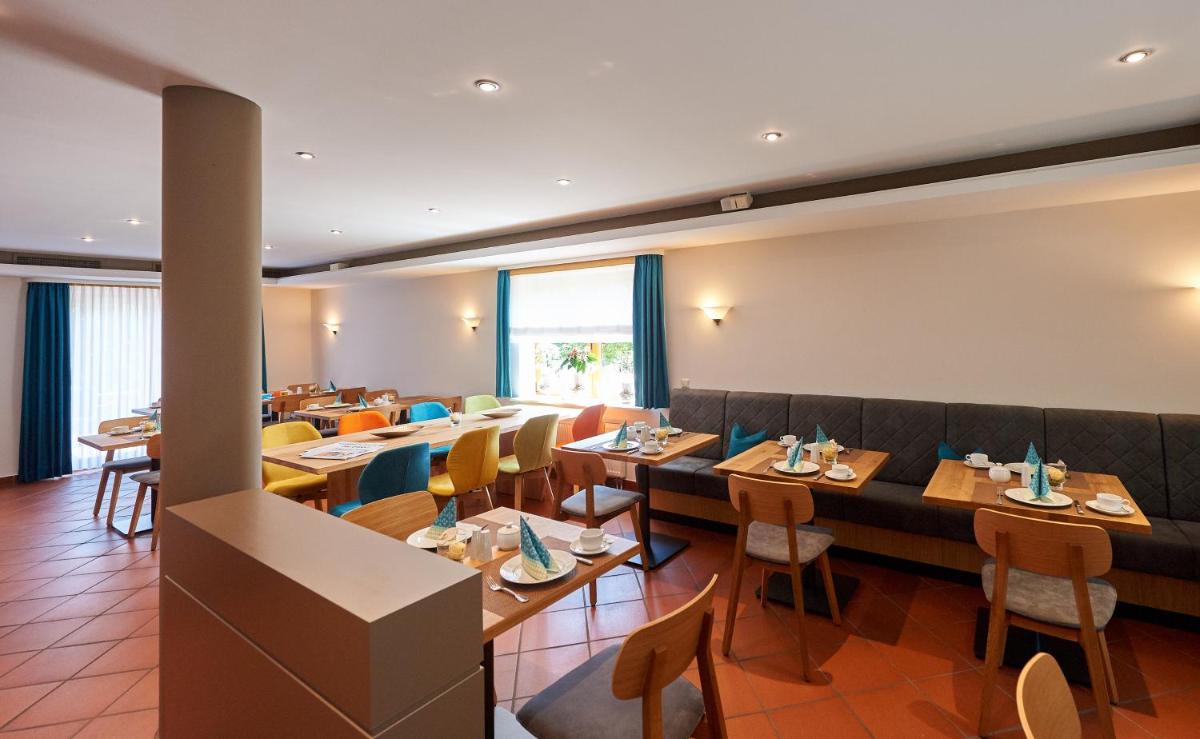 Fetzers Landhotel - Housity