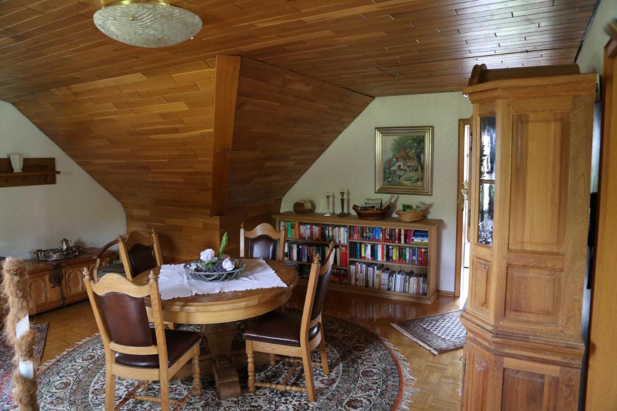 Ferienwohnung Weitblick - Housity