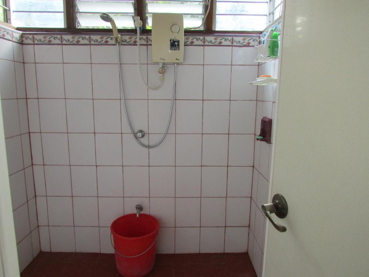 Felipa Beach and Guesthouse - Lotus - Housity