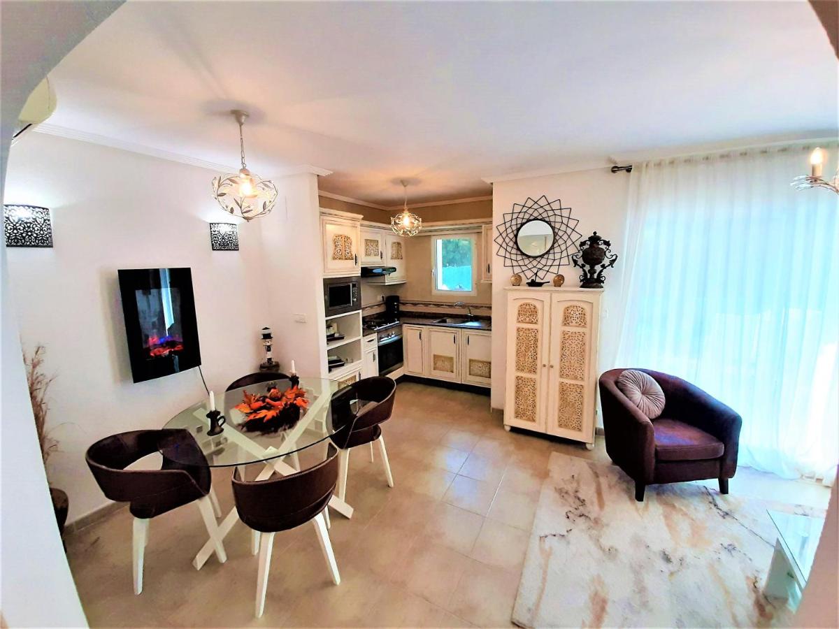 Beach House - healthy, protected location! El Campello, Alicante, Spain - Housity