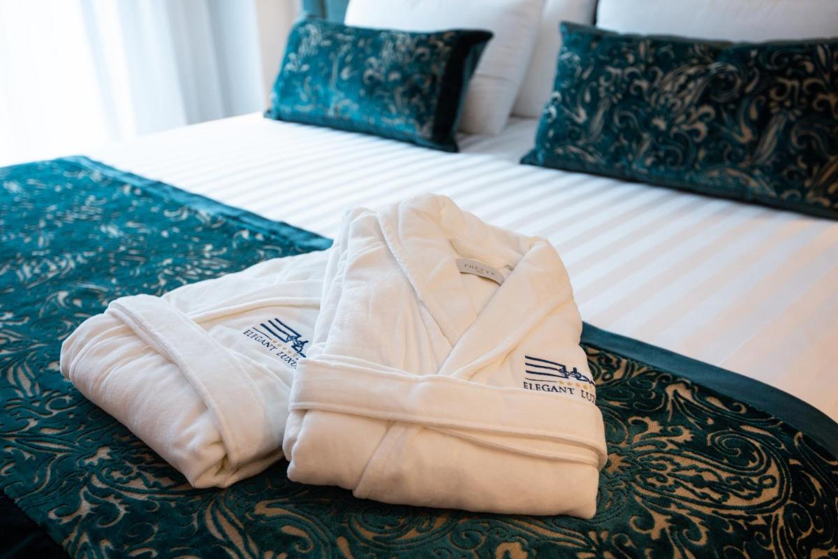 Cama o camas de una habitación en Boutique Hotel Élke Spa Superior