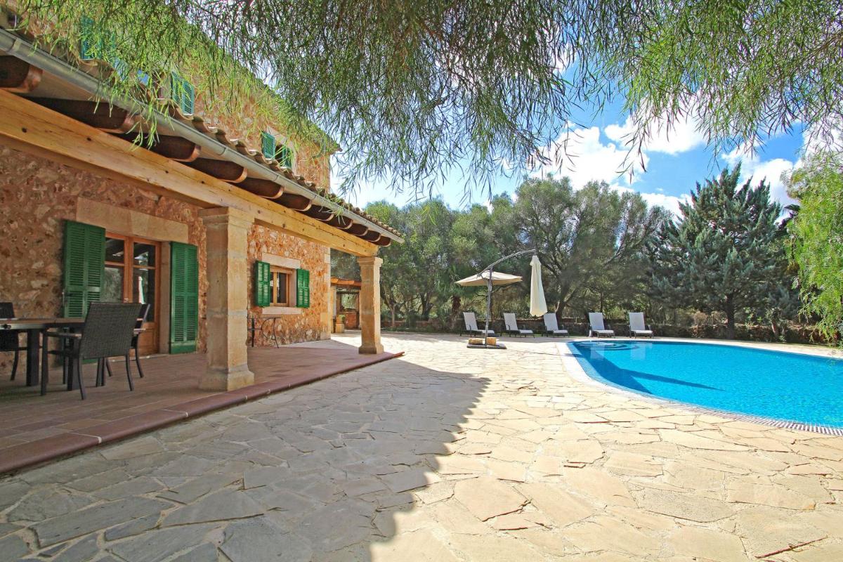 Finca Es Revellar - Housity
