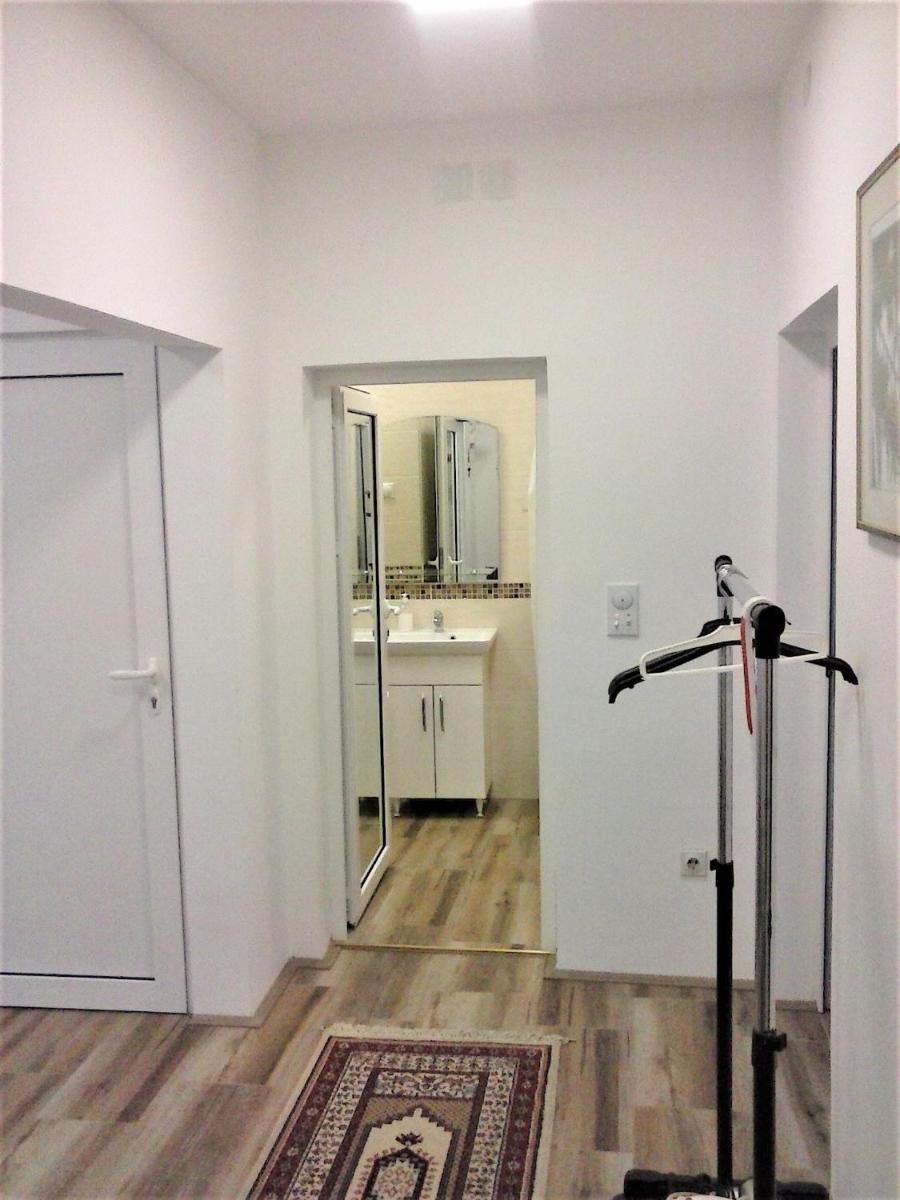 Apartman Veljic - Housity