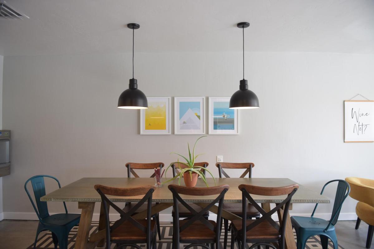 Spoke and Vine Motel - Housity