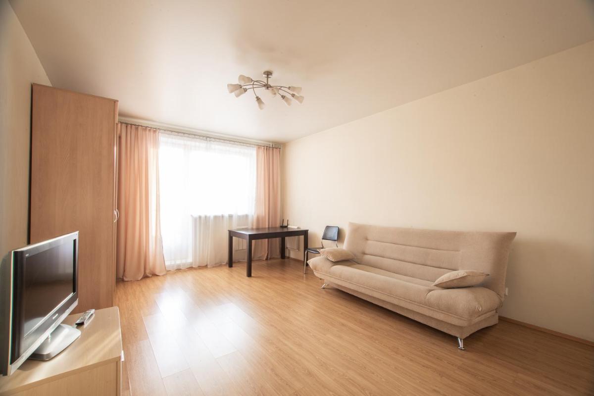 Suitetrails - Apartment on Aviatorov 33