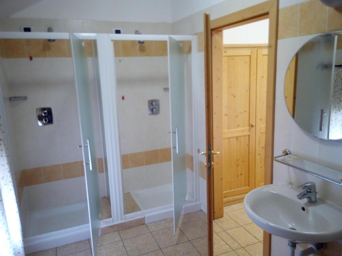 Taxus Hostel - Housity