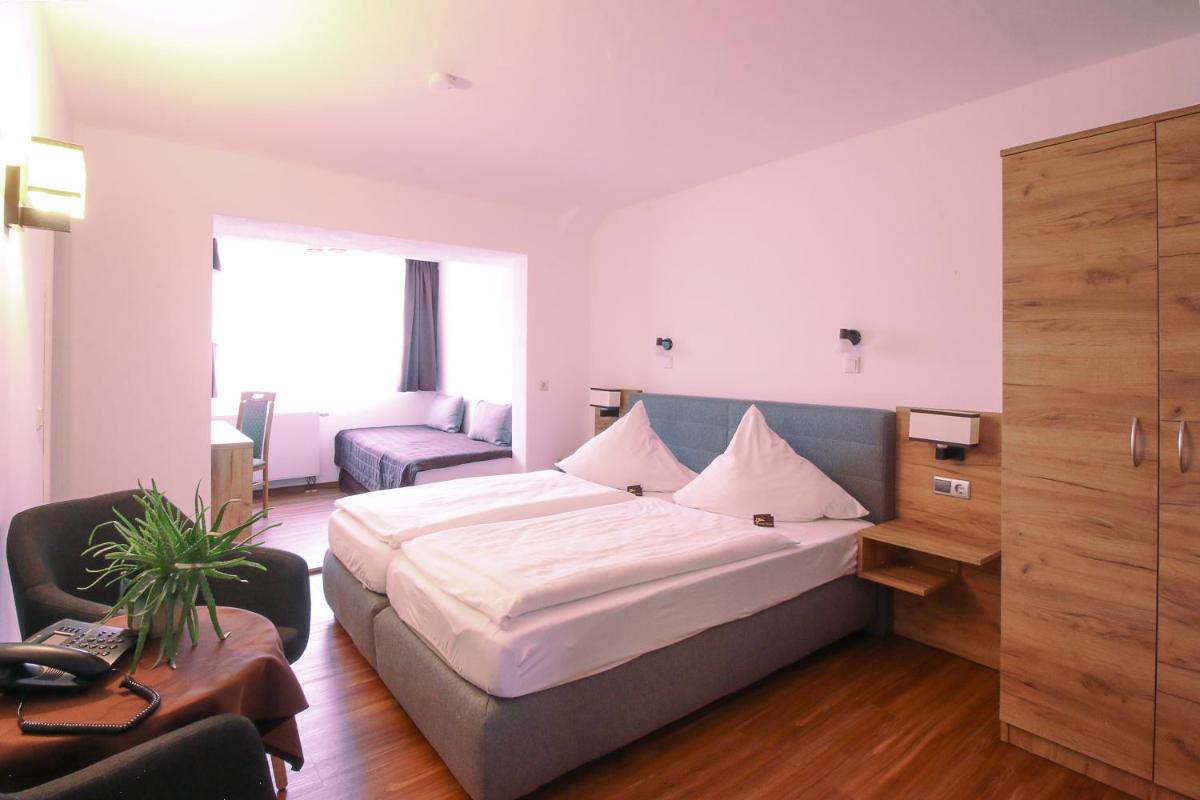 Hotel-Restaurant Weinberg - Housity