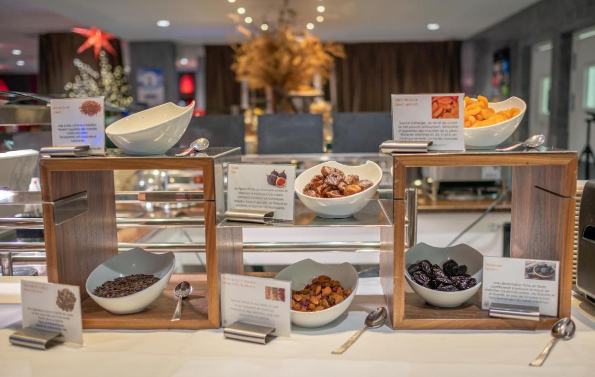 Nourriture dans l'hôtel ou à proximité