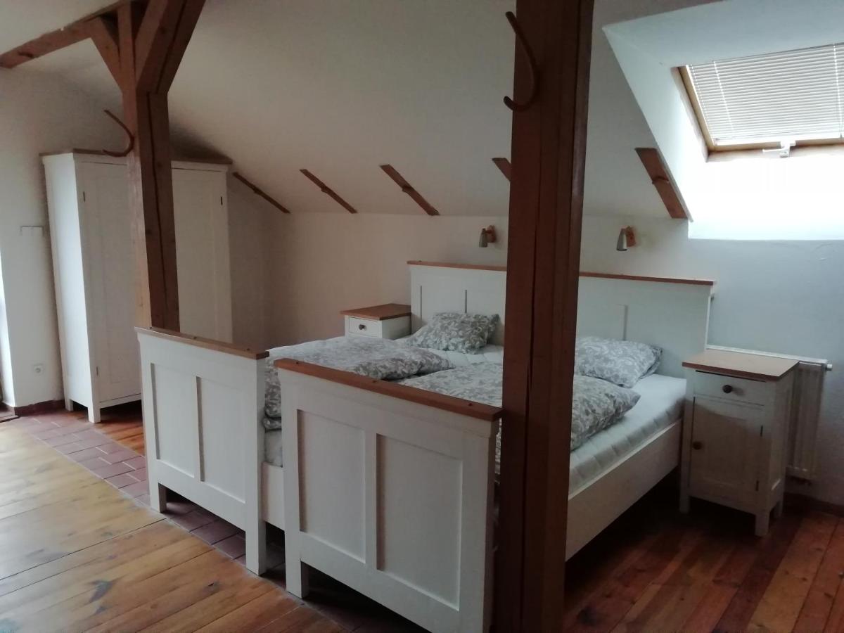 Ubytování Pod Kapličkou - Housity
