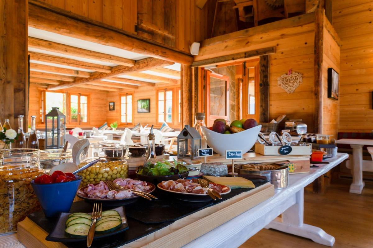 Hôtel La Ferme du Chozal, Chalet de tradition - Housity