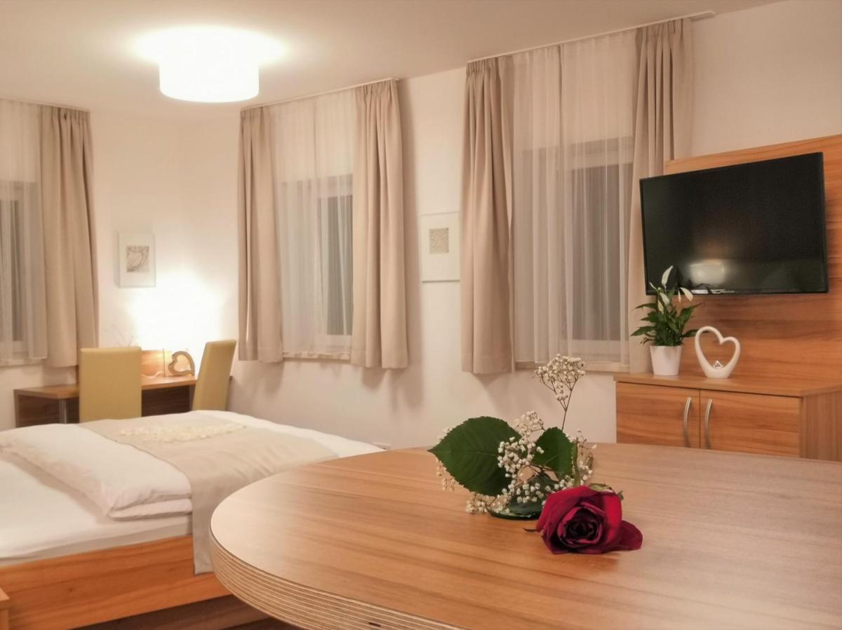 Hotel Mauernböck - Housity