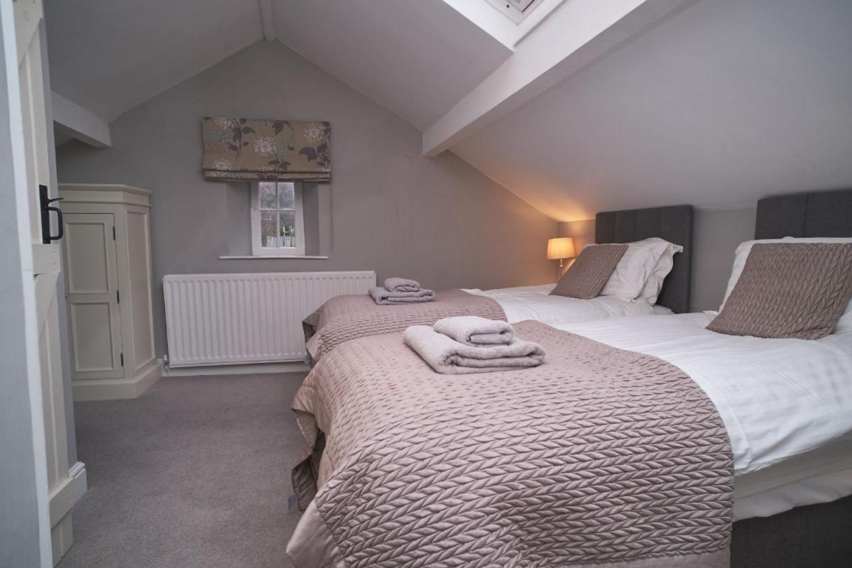 Suitetrails - Bakers Rest ideal for 2 families centrally located in Grasmere with walks from the door