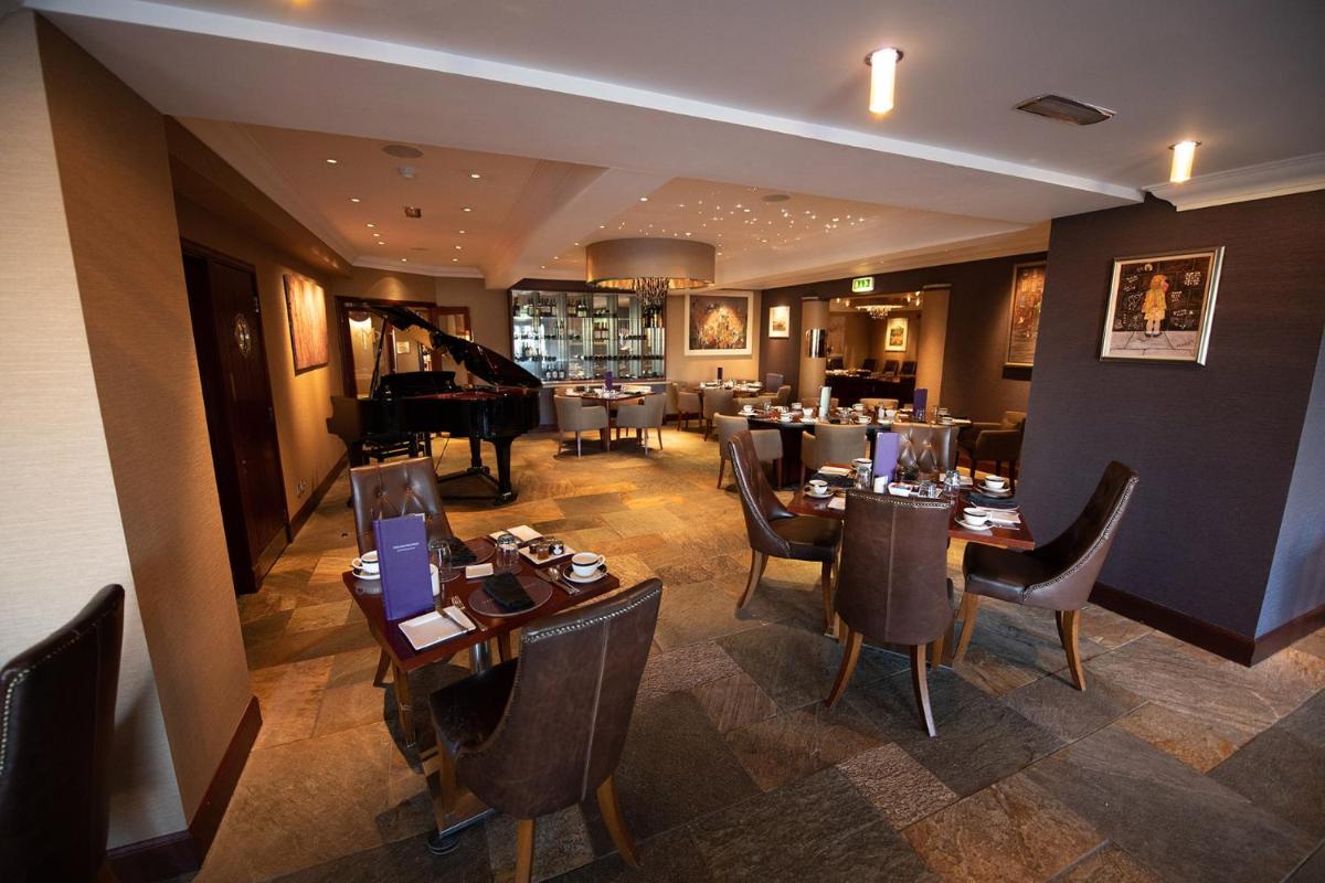The Mansefield Hotel - Housity