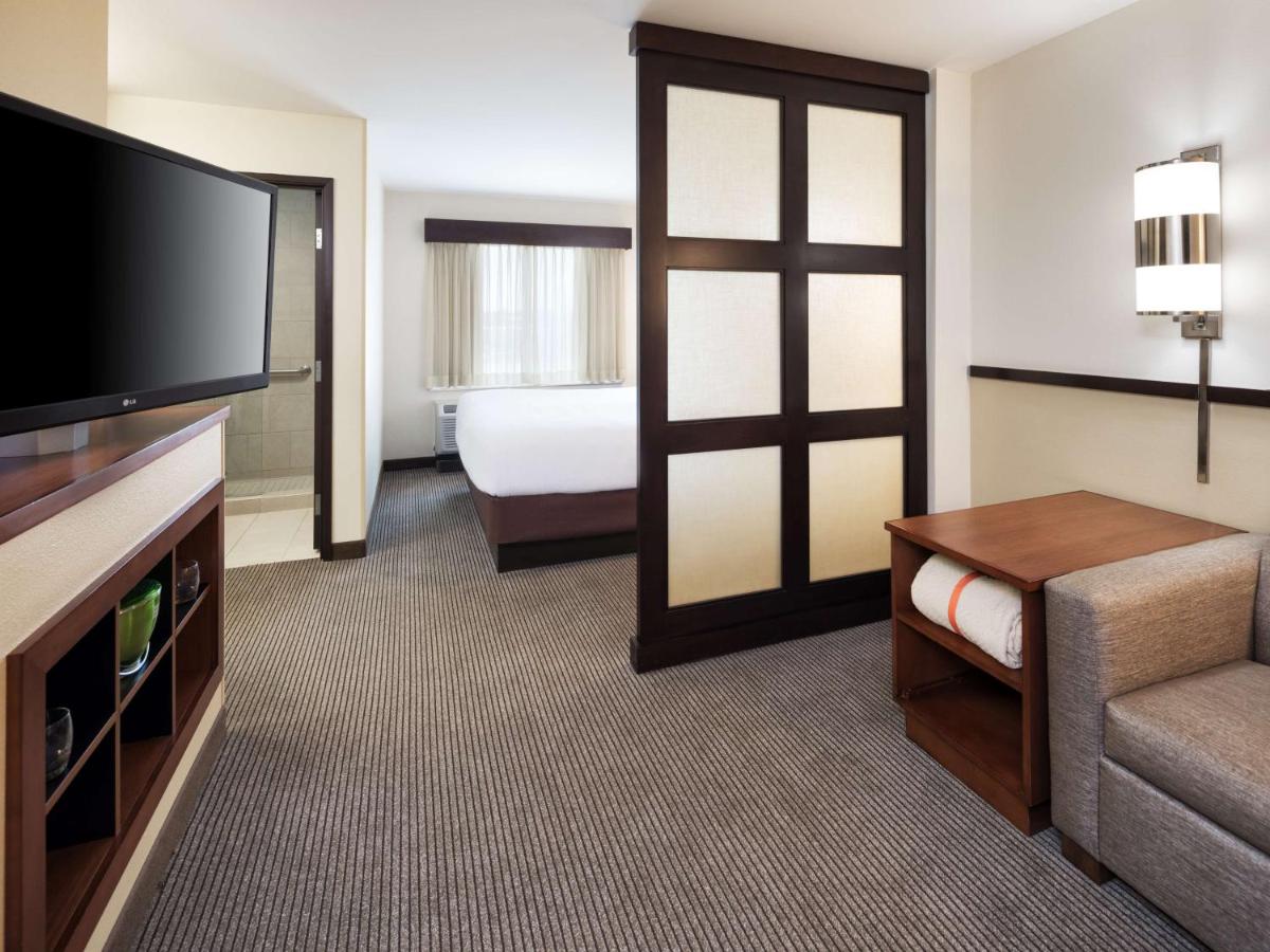 Hyatt Place South Bend/Mishawaka - Housity
