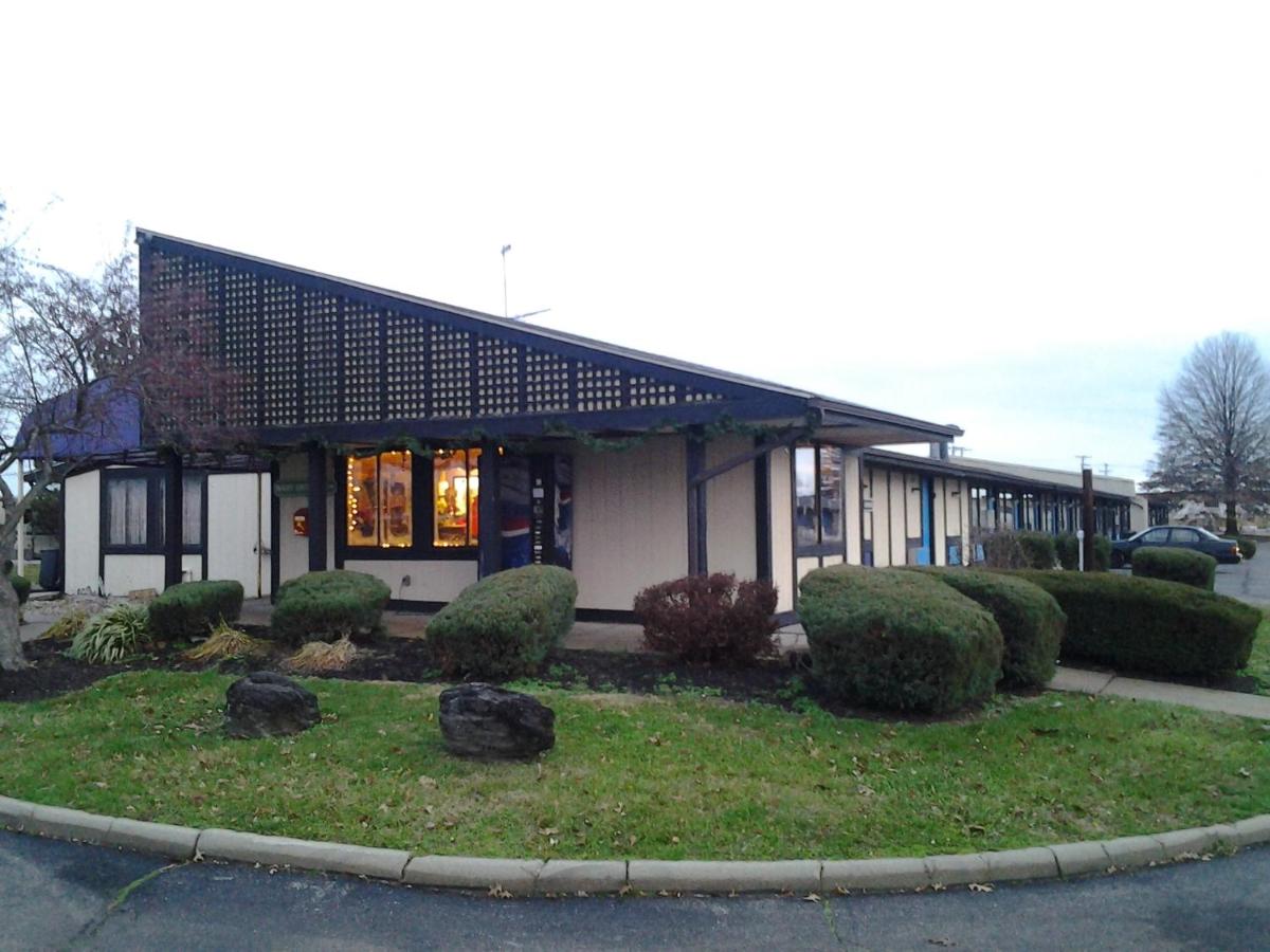 Xenia Country Inn - Housity