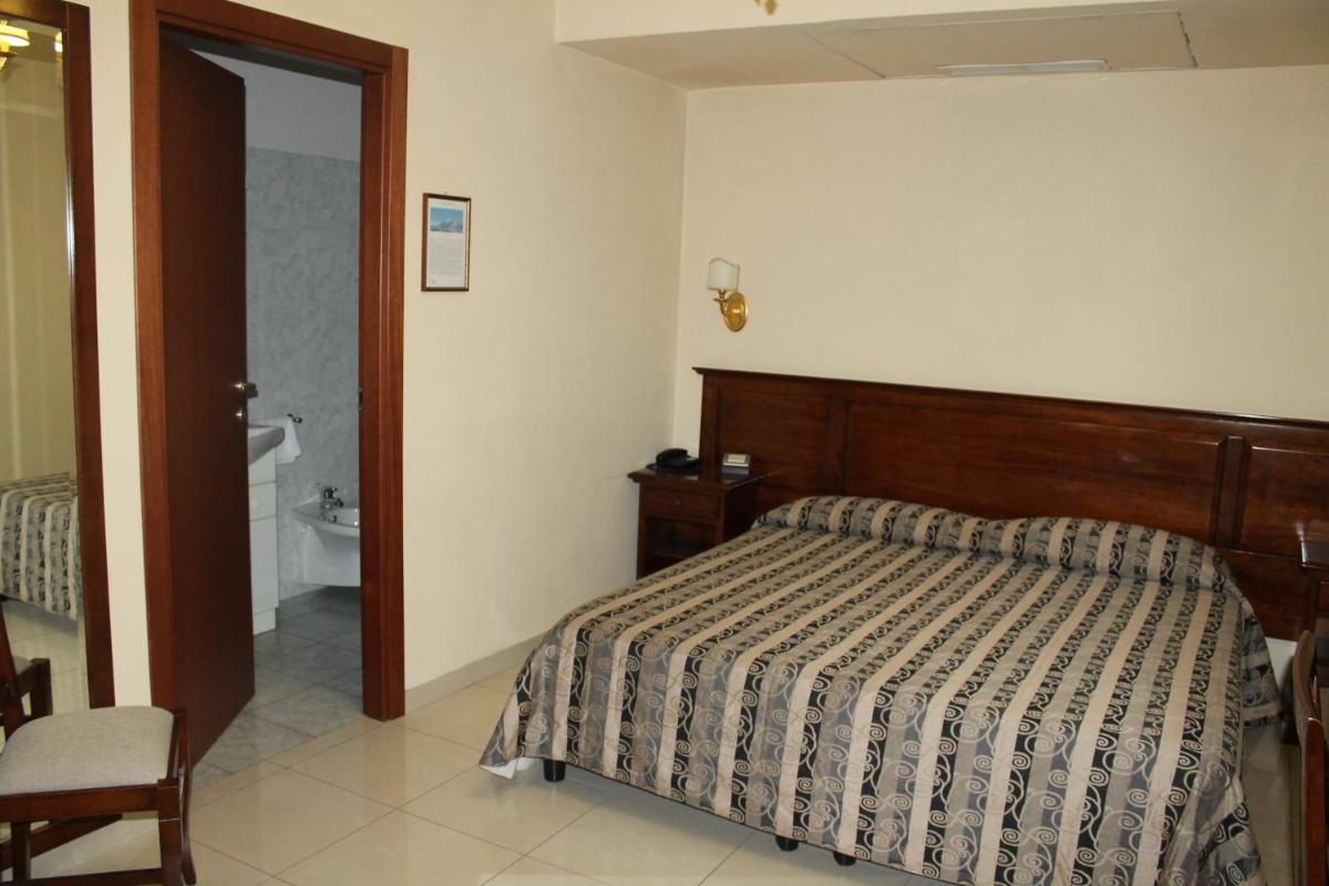 Hotel Domus - Housity