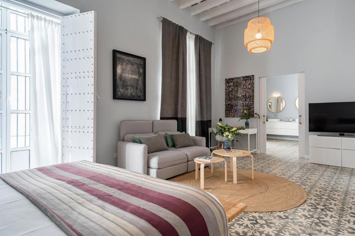 Art Suites by Casa de Indias - Housity
