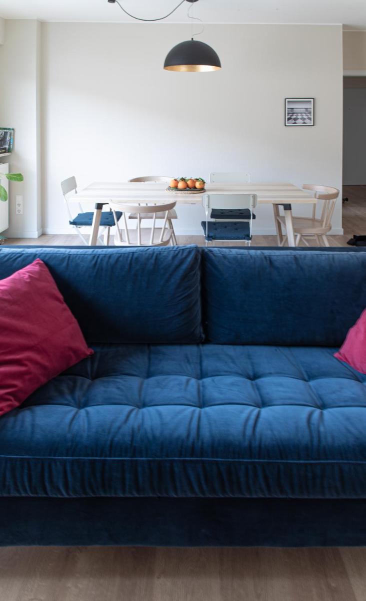 Suitetrails - Large and bright apartment for up to 5 guests, few mintues distance to the city centre