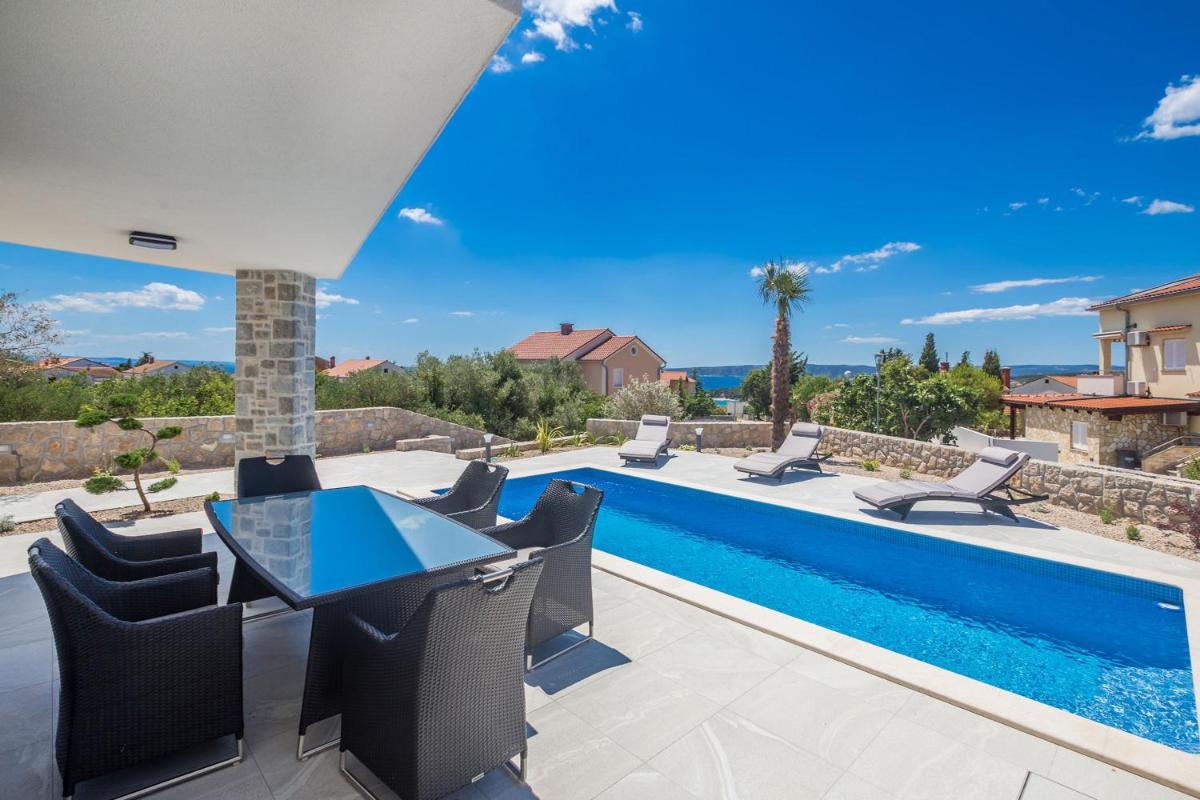 Villa ELA - Town Krk - Housity