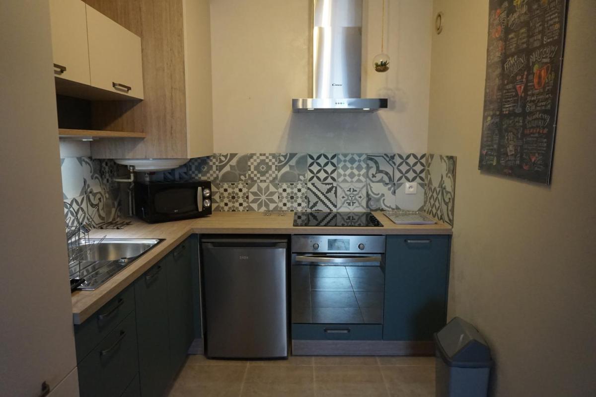 Appartement Contemporain Pont Vieux - Housity