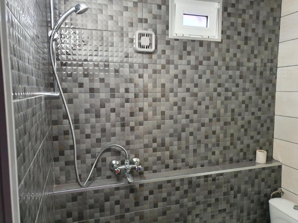 Guest house niko - Housity
