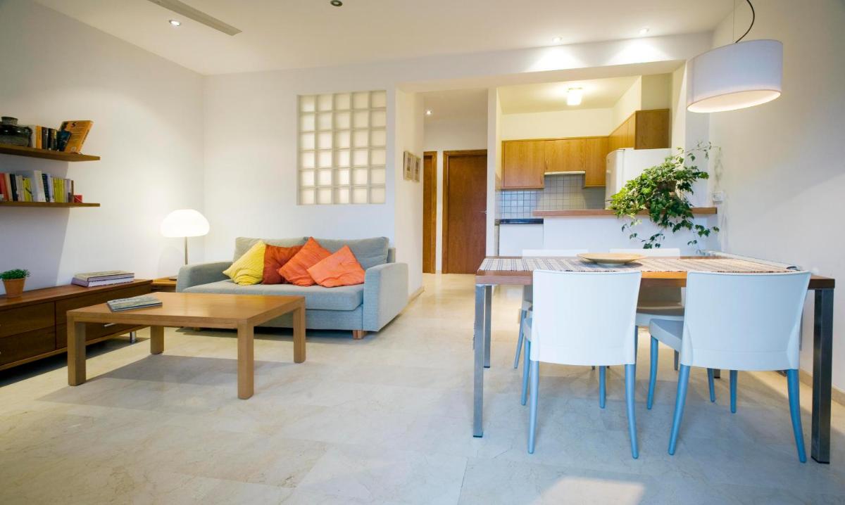 Apartamentos Villamor - Housity