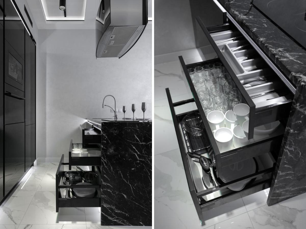White Tiger Apartment in Smart Plaza - Housity
