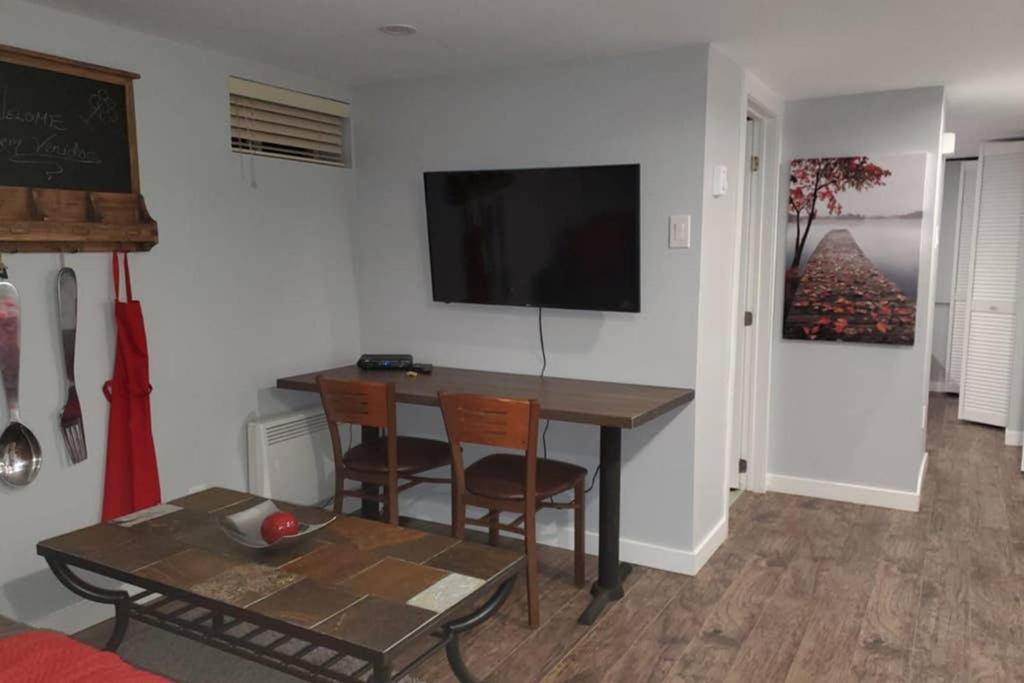 1-Bedroom Mi Casita by Amazing Property Rentals - Housity