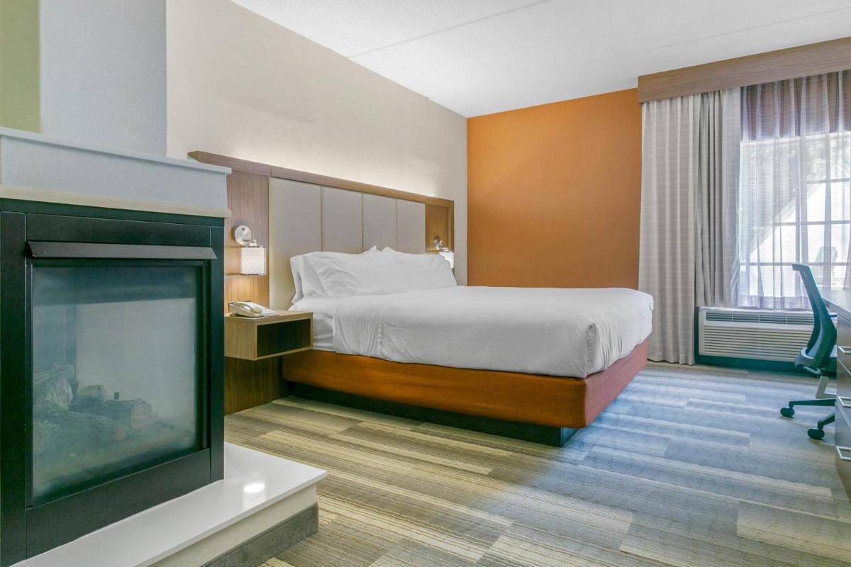 Holiday Inn Express Mount Arlington by IHG - Housity