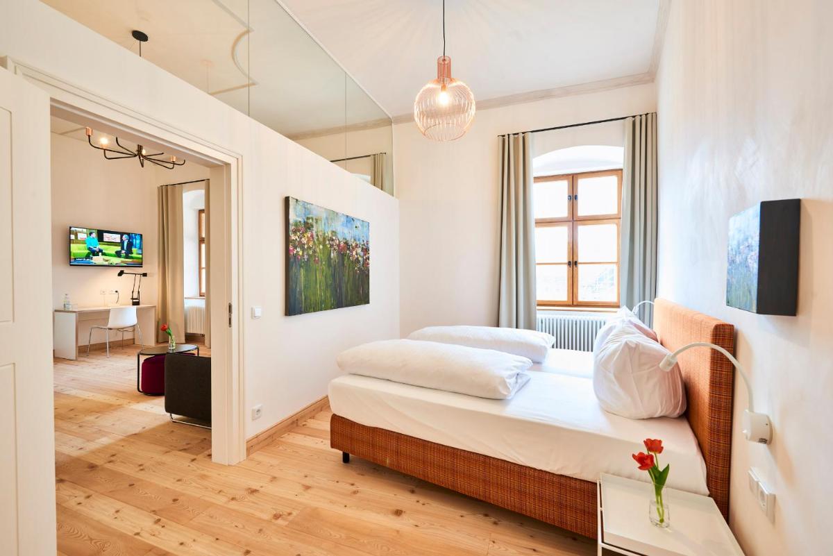 Post Berching - Housity