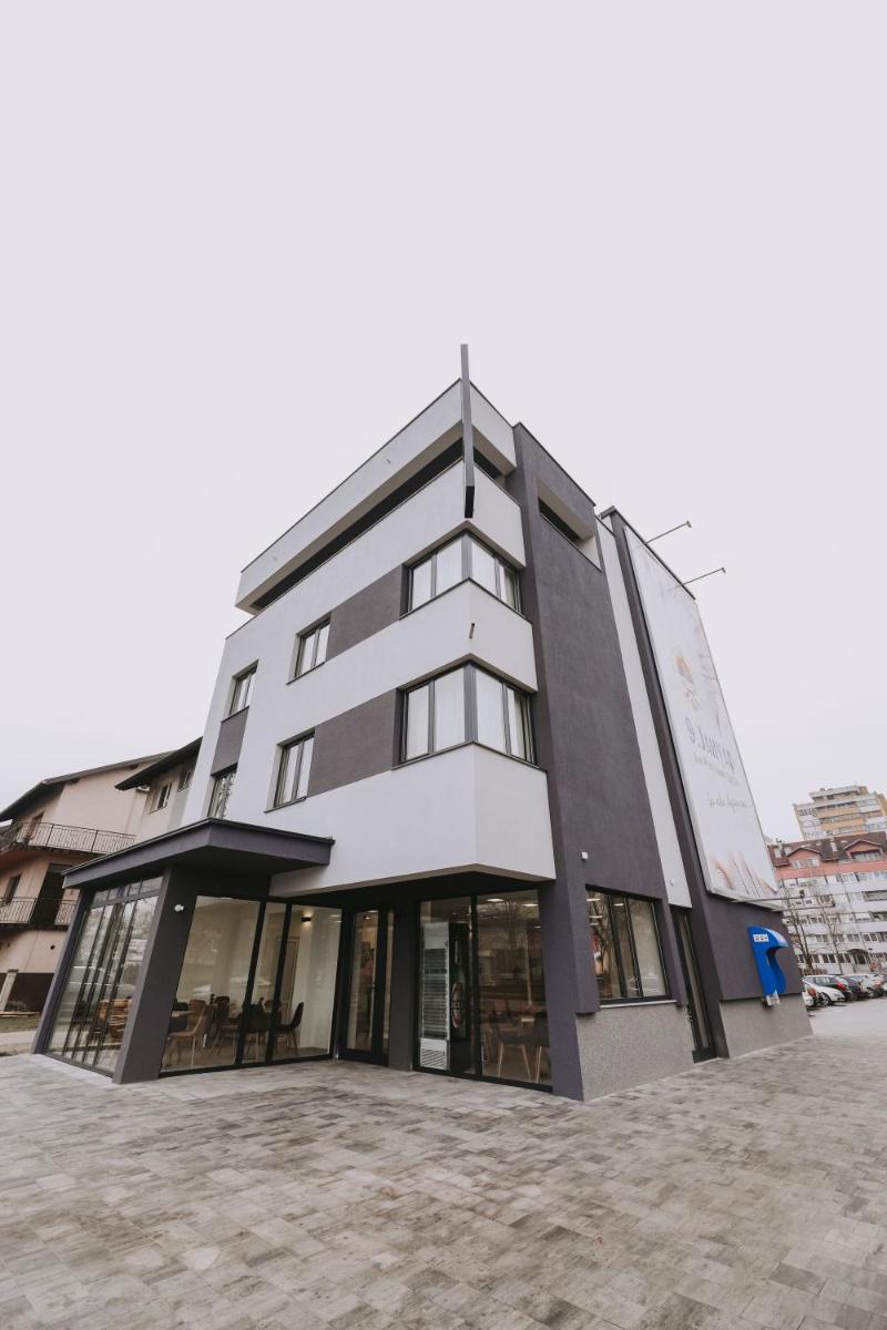 Hotel Tanja - Housity