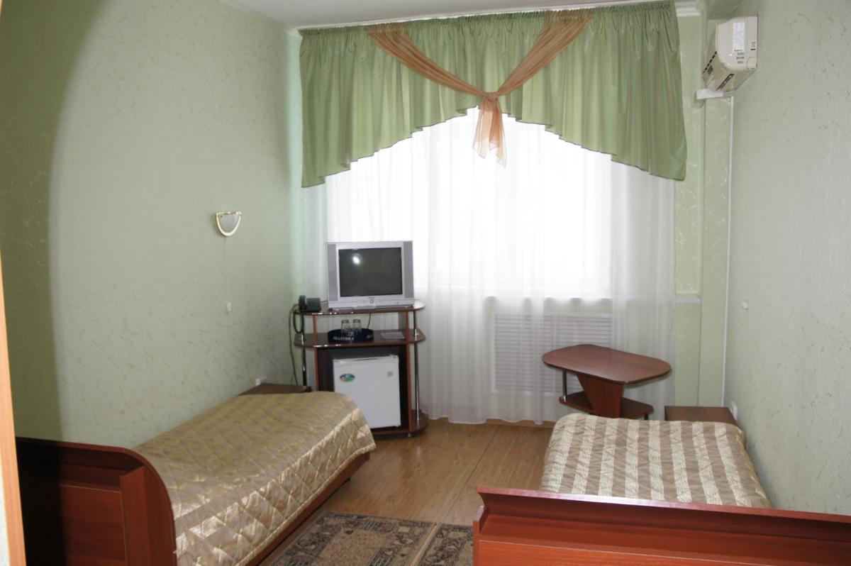 Universitetskaya - Housity