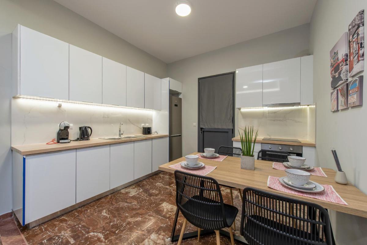 Bright & Stunning Flat in the City Centre - Housity