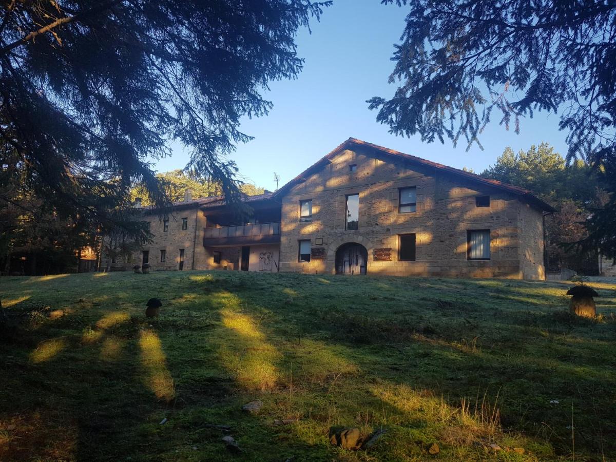 Casa Rural Laguna Negra - Housity