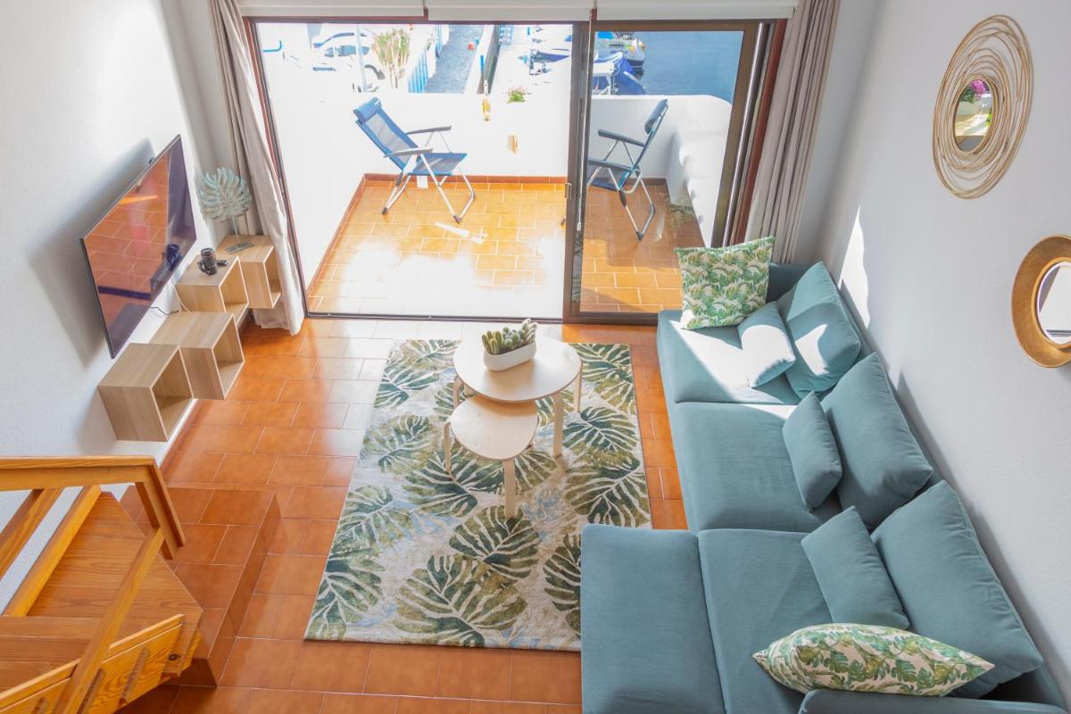 Radazul Marina Seafront 12 - Housity