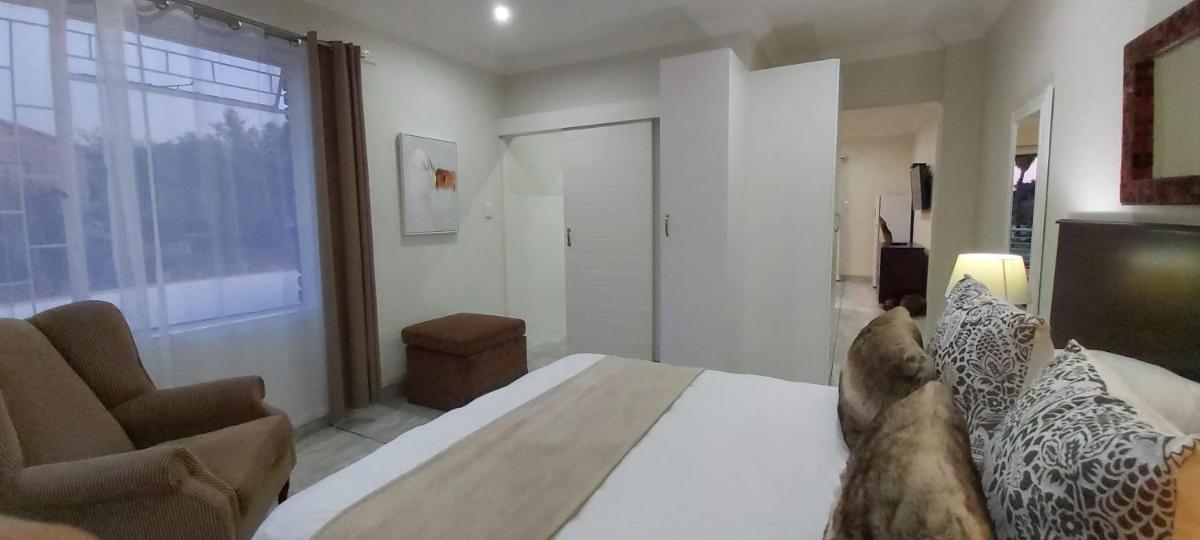 Sunbird Garden Cottage - Housity