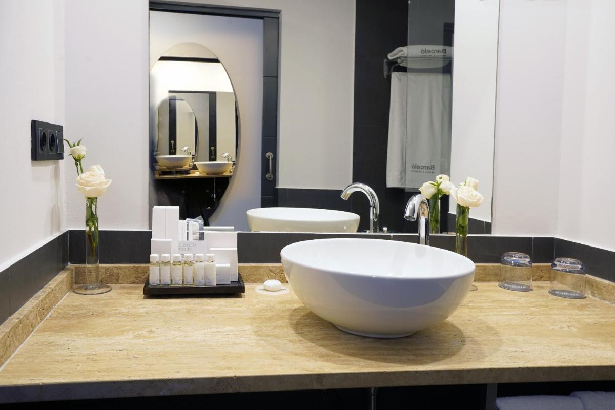Un baño de Barceló Aracena & Spa