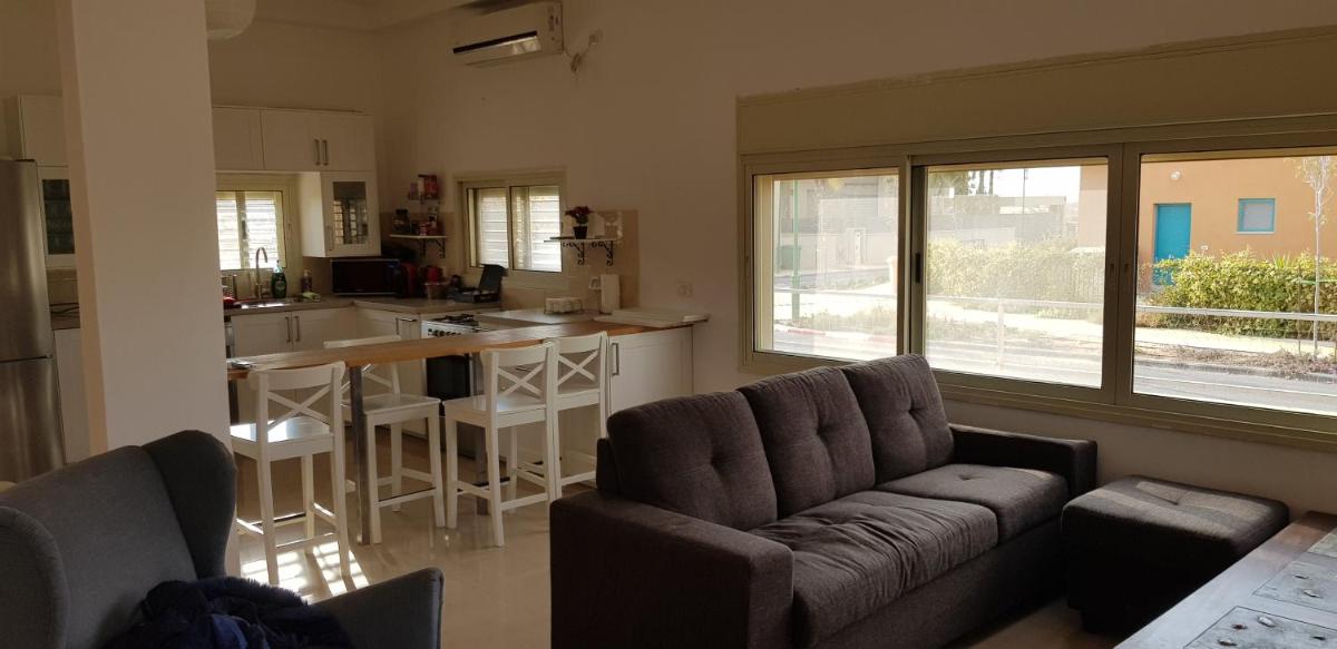 Yael Ashalim Solar Home - Housity