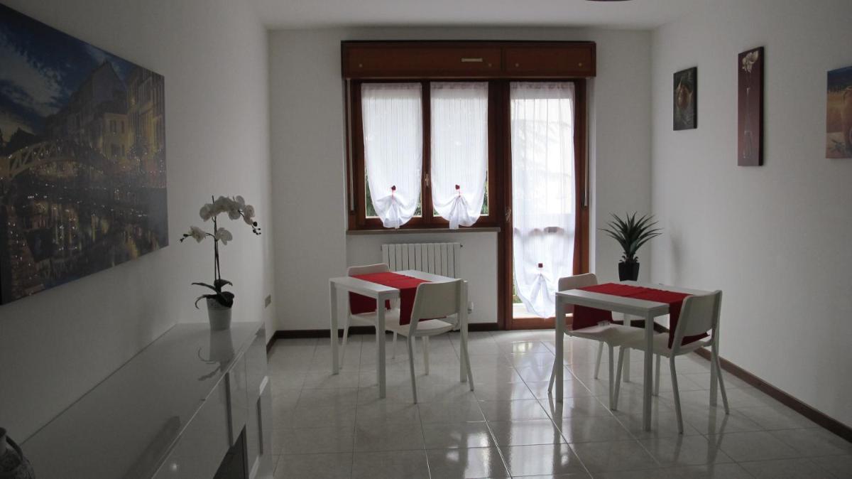 LA SISTEMAZIONE BRILLANTINO GOLD - Housity